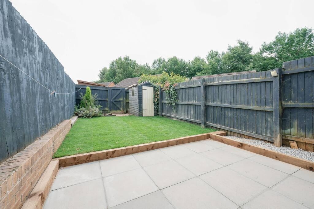 Stylish 2-Bed Home - For Company Contractor And Leisure Stays - Nec, Airport, Hs2, Contractors, Resort World バーミンガム エクステリア 写真