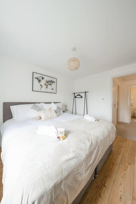 Stylish 2-Bed Home - For Company Contractor And Leisure Stays - Nec, Airport, Hs2, Contractors, Resort World バーミンガム エクステリア 写真